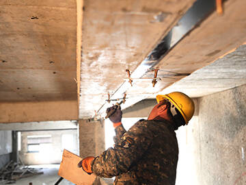 Укрепление рынка торговли сельскохозяйственной продукцией за счет предварительно напряженных плит из углепластика