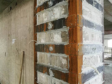 склеивание стальной пластины на колонне