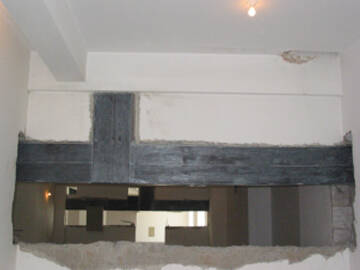 Бетонная балка, усиленная композитным материалом из армированного волокном полимера (FRP)