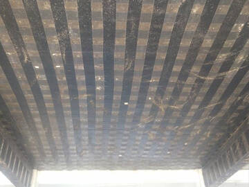 Оригинальная плита усилена обмоткой из углеродного волокна.