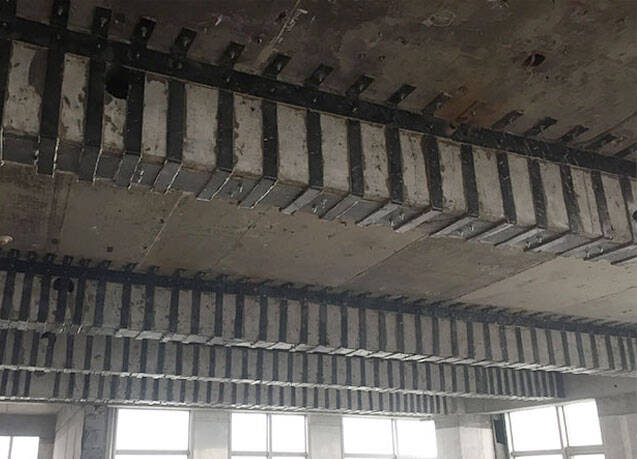 склеивание стальной плиты на бетоне